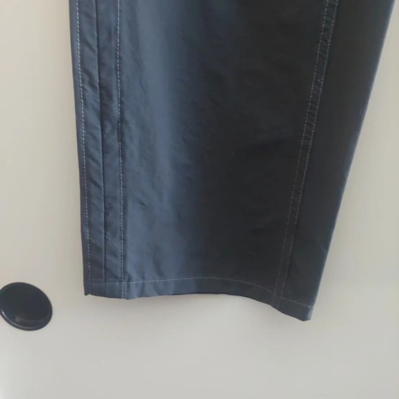 KUHL Women's Hiking Pants Dark Gray 14 Nwot Outdoor Minimalist Granola Girl - Picture 5 of 10